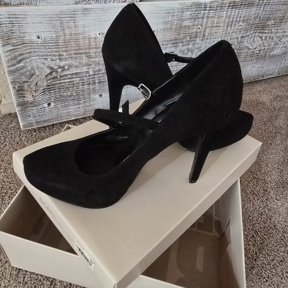 BCBG Heels